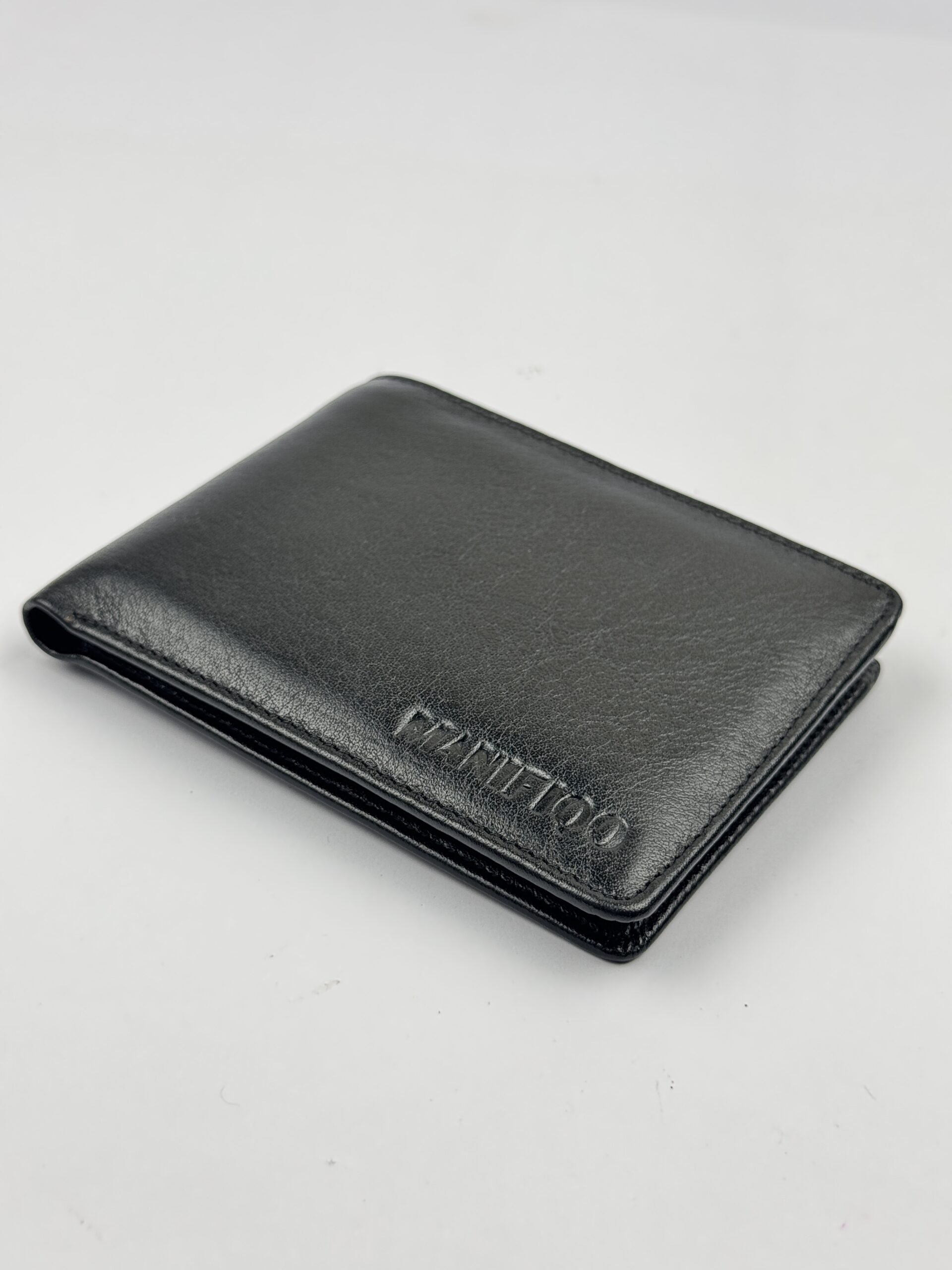 Manifiquo Men's Black Original Cow Leather Bifold Wallet - Image 2