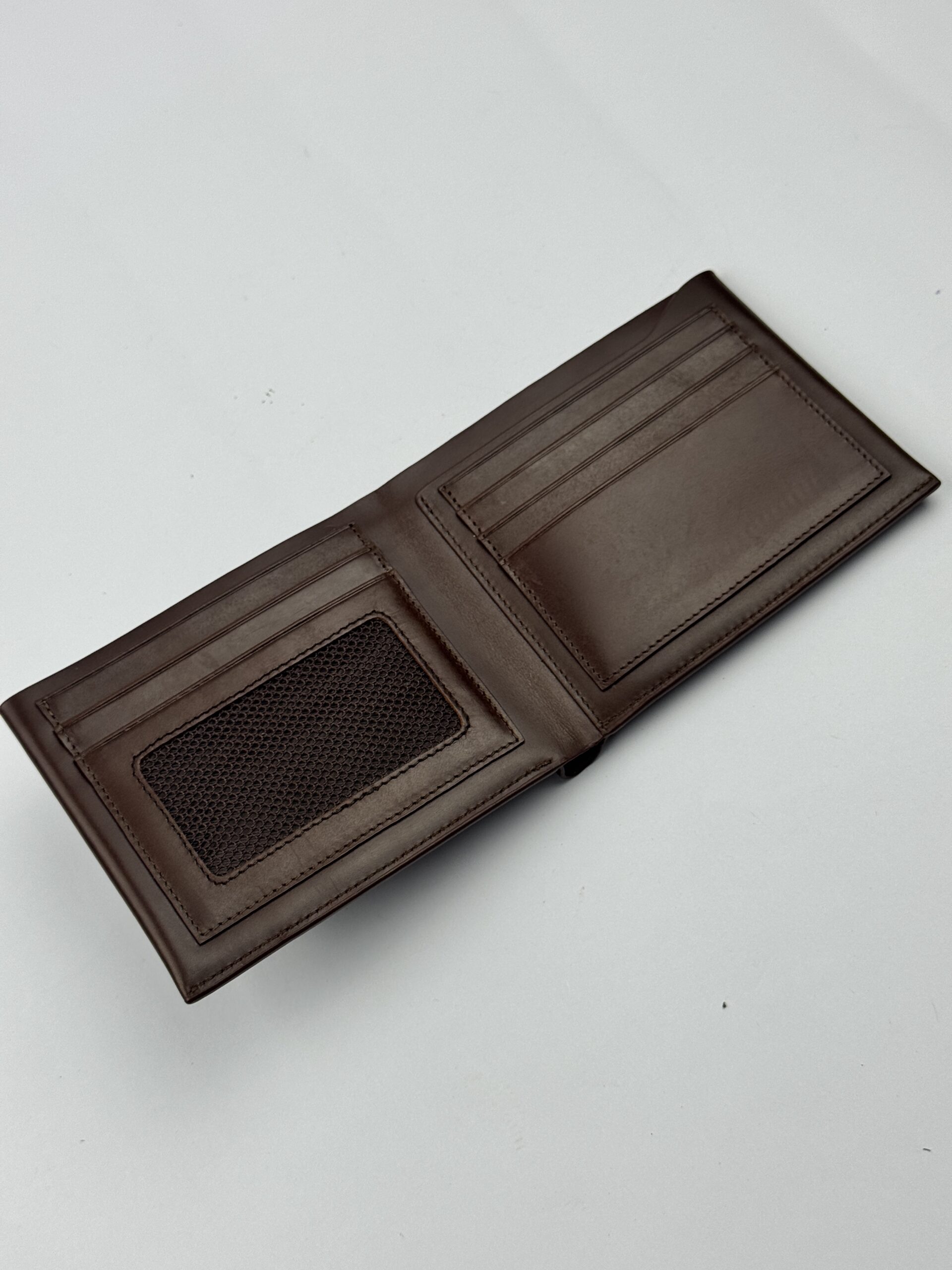 Manifiquo Premium Chocolate Leather Bi-Fold Wallet - Image 2